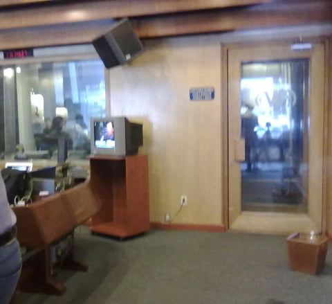 De visita en la cabina de Wradio con Martha Debayle