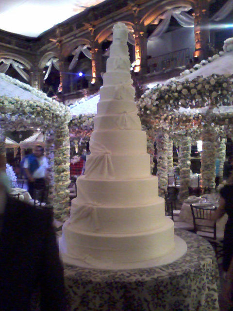 ¡Pasteles reales y monumentales !