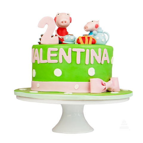 Pastel Peppa Pig con fondo verde