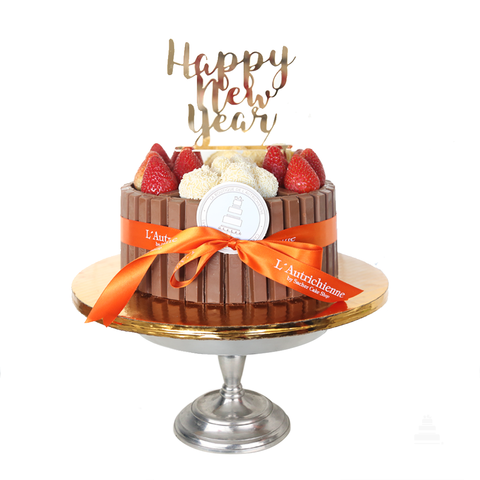 Happy New Year KITKAT Chocolate Cake! pastel para celebrar fin de año y año nuevo.