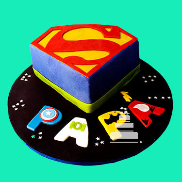 Super Papá, pastel decorado con escudo de Superman