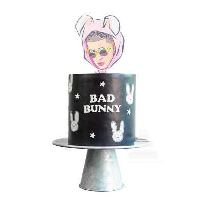 Bad Bunny XV birthday black cake - pastel negro de XV años con temática de Bad Bunny