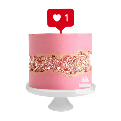 Pink Love, Pastel con cake topper de corazon