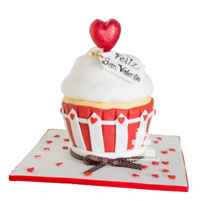 Valentine's Giant Cupcake - Pastel de cupcake gigante -