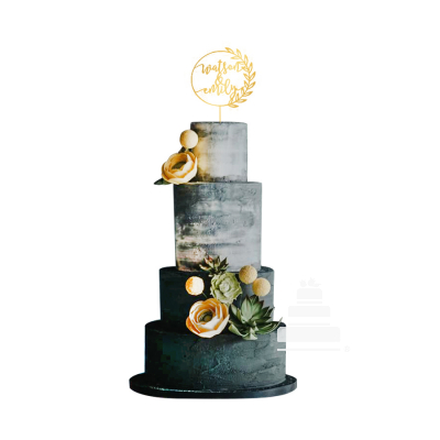 Dark Wedding, pastel de boda en colores obscuros y dorados con cake topper y flores