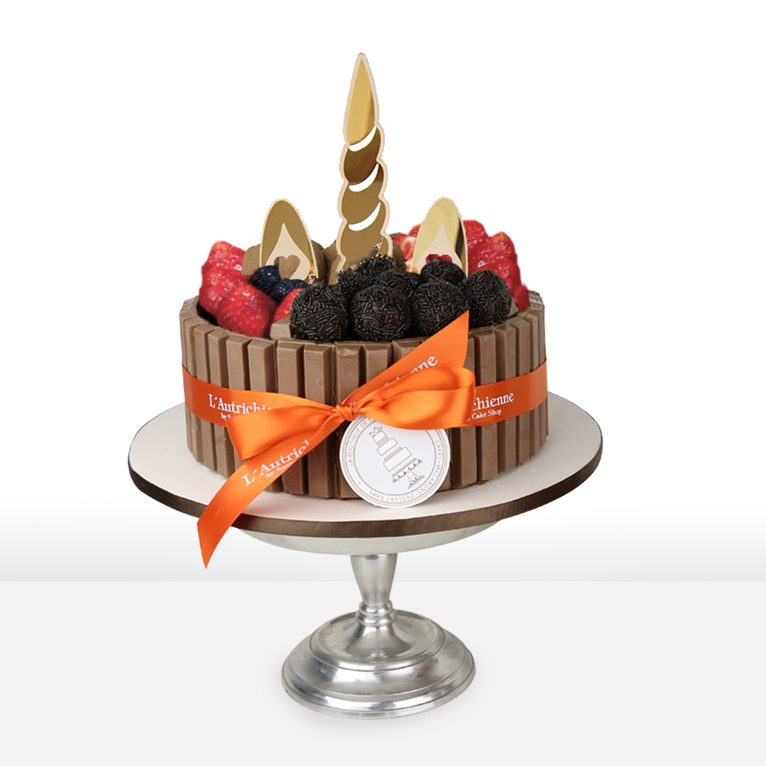 Unicorn KitKat Chocolate Cake, pastel de cumpleaños de unicornio