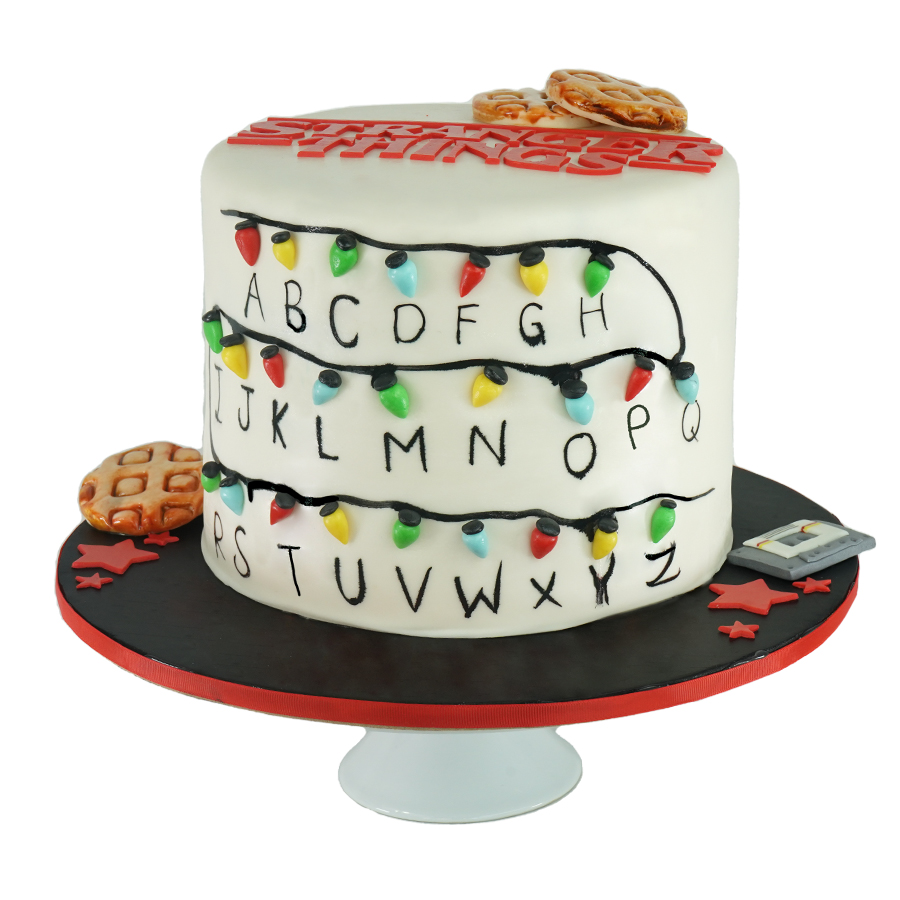 Stranger Things Lights, pastel decorado con el muro del alfabeto